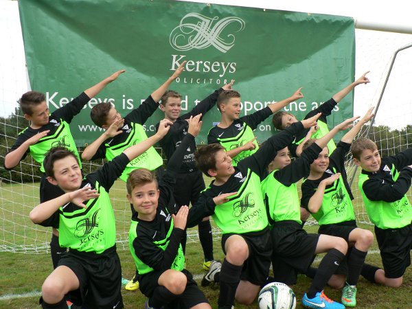 Martlesham Youth Football Club (MYFC) Lightnings Under 11s and their new kit sponsored by Kerseys