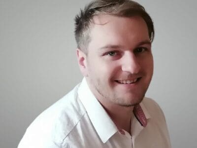 Oliver Brookes